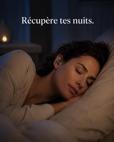 Femme endormie paisiblement la nuit portant des bouchons d'oreilles MUTELY